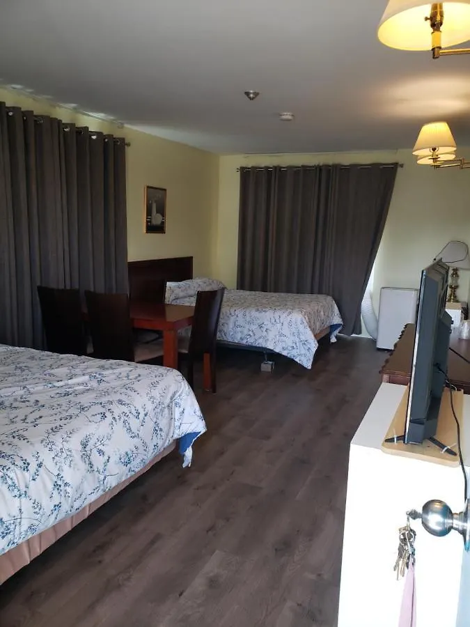 **  Olympia Motel Niagara Falls Canada
